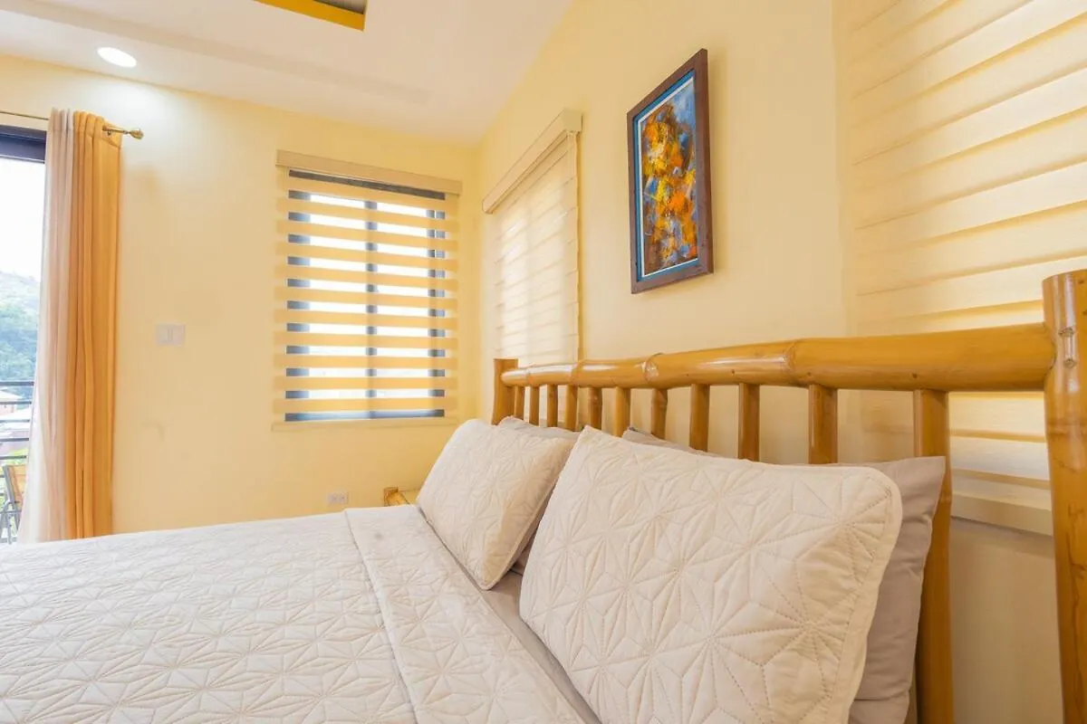 펜션 Modern, Spacious, 3Br Hill View Retreat, Central 오쵸 리오스